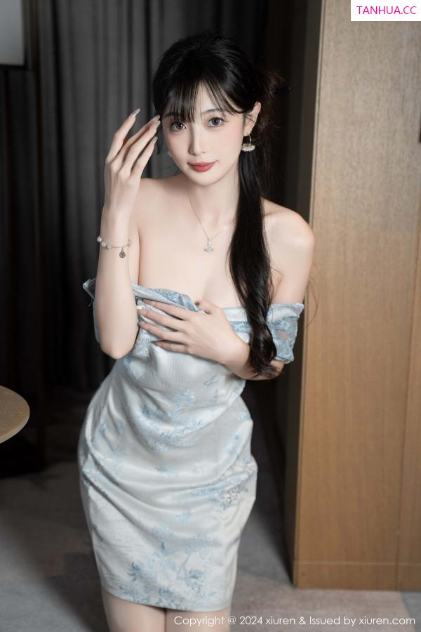 林星阑  [XiuRen]高清写真图 2024.11.22 No.9487 林星阑 旗袍美腿第50张图片